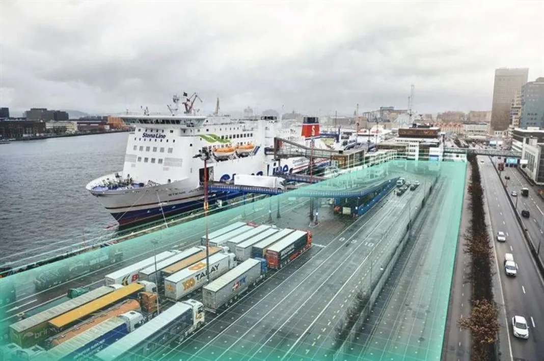 Per aziende del calibro di Volvo Trucks, la sicurezza non è mai abbastanza. Lo dimostra Safety Zones, la nuova applicazione di sicurezza digitale messa a disposizione dal gruppo svedese, che consente di impostare un limite di velocità predefinito all'interno di determinate zone a rischio.