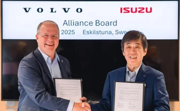 Isuzu Mortors ha firmato un accordo strategico con il Gruppo Volvo per lo sviluppo congiunto di una piattaforma comune per modelli di autocarri medi e pesanti destinati ai mercati asiatici con un occhio di riguardo per quello giapponese.
