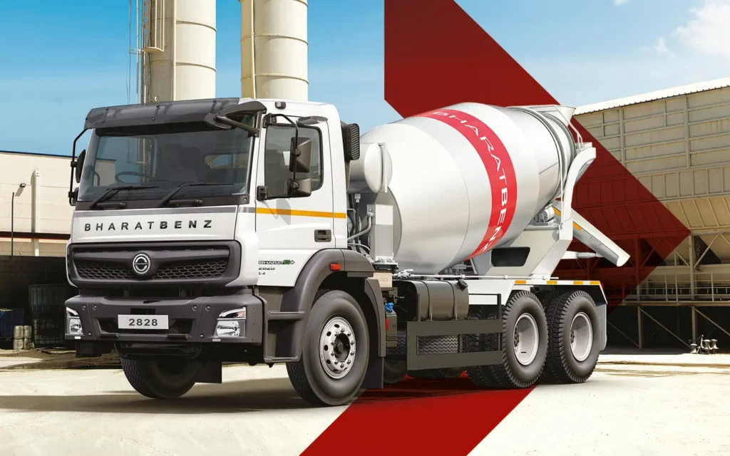 Daimler India Commercial Vehicles (DICV), società controllata da Daimler Truck, ha recentemente lanciato sul mercato nazionale alcuni nuovi camion pesanti a marchio BharatBenz, rivolti al comparto minerario e a quello delle costruzioni. 