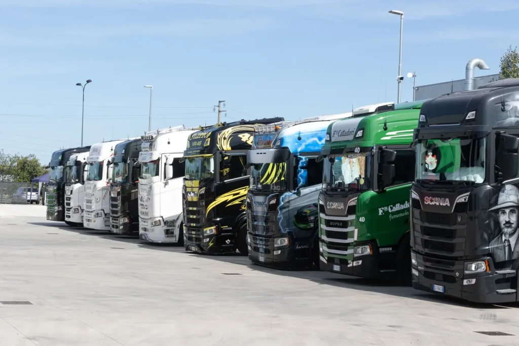La rete di assistenza, professionalmente qualificata e capillarmente diffusa sul territorio, è uno dei capisaldi di Scania per offrire soluzioni di trasporto efficienti ed evolute alla clientela.