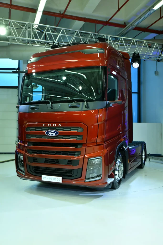 Ford Trucks, Brand di Ford Otosan, joint-venture fra Ford Motor Company e il Gruppo turco Koç, ha di recente presentato la nuova versione del pesante stradale F-MAX, in