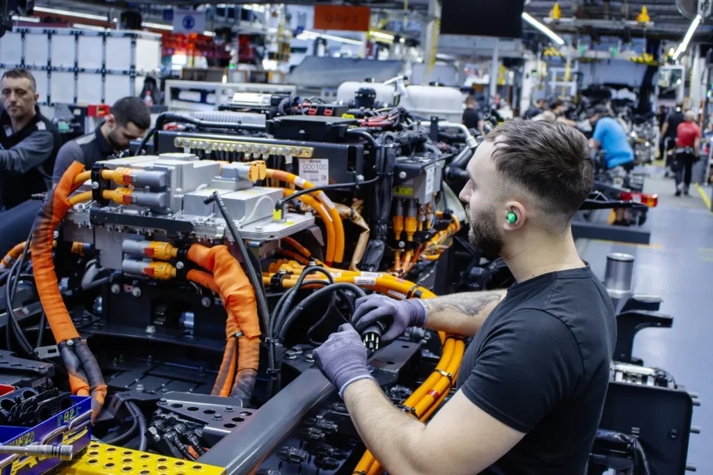 La Casa tedesca ha sempre creduto nel ruolo chiave degli elettrici a batteria (BEV) del segmento pesante per la de-carbonizzazione del trasporto su gomma.