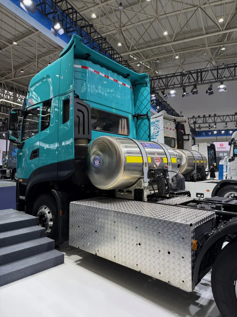 As a high-tech country, China is rapidly transitioning to alternative traction systems in order to decarbonise road transport.

The latest evidence comes from data on medium and heavy truck registrations, as well as from the latest Wuhan Commercial Vehicle Show (CCVS). The growth of alternative drivelineshas been impressive over the last two or three years.