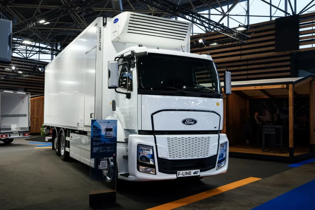 Ci sono importati aggiornamenti per il trattore da linea F-Max, modello di punta dell’offerta di prodotto di Ford Trucks, brand di Ford Otosan. Che è una joint-venture fra Ford Motor Company e il Gruppo turco Koç