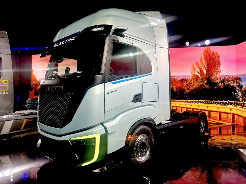 GATE Mobility, joint venture tra DLL (De Lage Landen International), leader globale nelle soluzioni di leasing e finanza aziendale, e Iveco Group, amplia a partire da dicembre la propria offerta di prodotto di mezzi della Casa italiana rivolti alla mobilità elettrica.