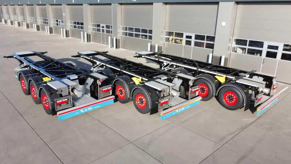 Un 2025 positivo per la Multitrax di Cremona, distributore esclusivo per l’Italia dei semirimorchi di D-Tec, Kraker, Feldbinder e Burgers, e un 2026 che si annuncia ricco di iniziative