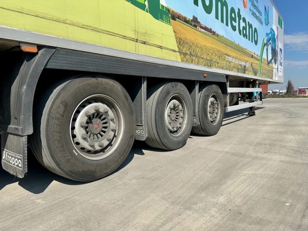 Per il quinto anno consecutivo Michelin Italiana celebra le società di trasporto più virtuose. Lo fa assegnando loro l’Attestato per la Gestione Sostenibile degli Pneumatici, il riconoscimento che valorizza le aziende impegnate in pratiche responsabili ed efficienti nell’utilizzo del proprio parco mezzi.