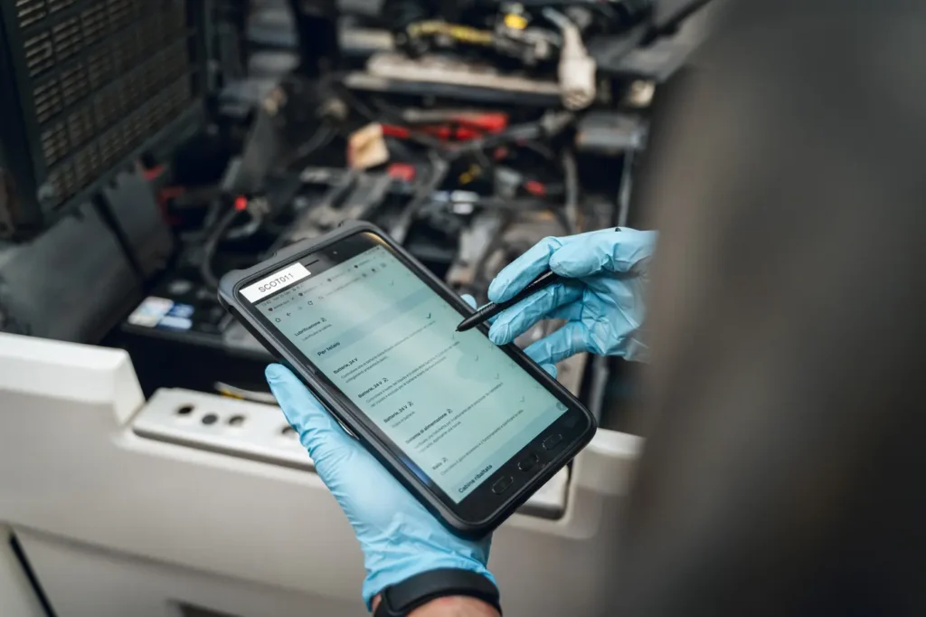 La principale concessionaria di Scania Italia in Trentino, Scania Commerciale, ha compiuto un importantissimo passo verso la digitalizzazione dei processi introducendo TED - Technician Dashboard, con lo scopo di eliminare la carta dai processi in officina