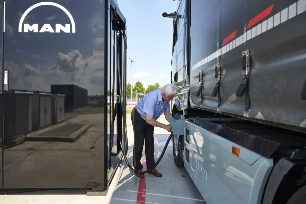 Apertura d’anno positiva per MAN Truck & Bus. Il costruttore tedesco ha, infatti, iniziato con slancio il 2026, come testimoniano il fatturato e i volumi di vendita