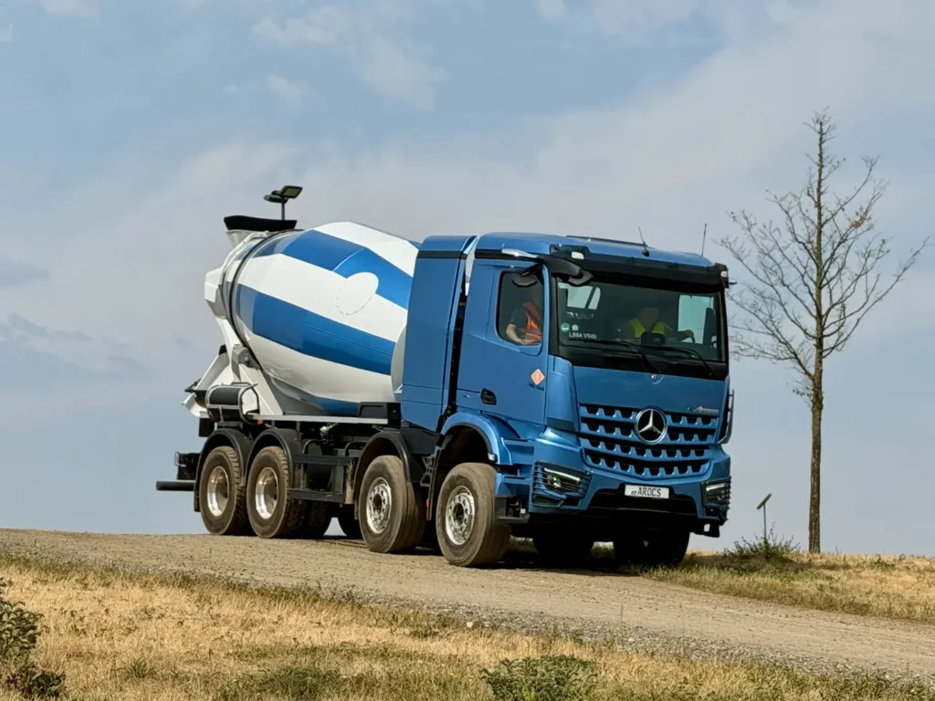 Si chiama Offroad Experience 2026 l’evento organizzato dalla Casa tedesca a Stockstadt am Rhein (Assia), in Germania, per mostrare in azione le caratteristiche della propria gamma di veicoli da cantiere
